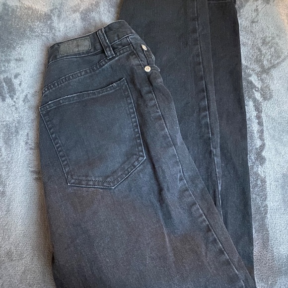 Mid/High Waisted Straight Leg Black Denim Jeans - Picture 2 of 3